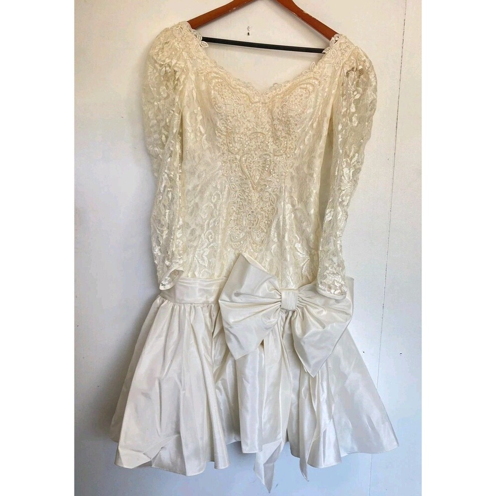 Vtg Wedding Dress Womens Ivory USA Custom Couture 80s Beaded Lace Satin Bow